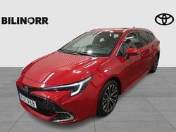 Röd Begagnad 2023 Toyota Corolla Style Kombi | 314 900 kr (Marknadspris)