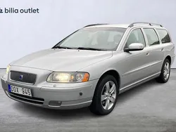 Ljusgrå Begagnad 2007 Volvo V70 Kombi | 29 900 kr (Marknadspris)