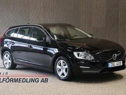 Svart Begagnad 2017 Volvo V60 Kinetic Kombi | 159 000 kr (Marknadspris)