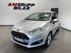 Grå Begagnad 2013 Ford Fiesta Titanium Halvkombi | 39 900 kr (Lite dyr)