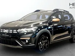 Svart (black) Ny 2024 Dacia Sandero Extreme Halvkombi | 244 200 kr (Marknadspris)
