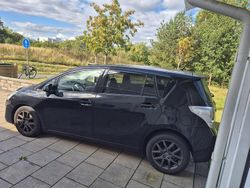 Svart Begagnad 2015 Toyota Verso Edition Minibuss | 122 000 kr (Marknadspris)