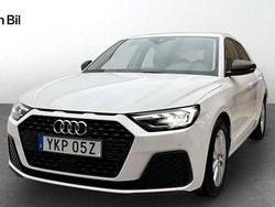 Vit Begagnad 2022 Audi A1 Sportback Proline Halvkombi | 214 000 kr (Marknadspris)
