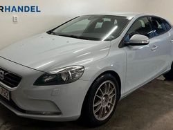 Ljusblå (blå) Begagnad 2013 Volvo V40 Kombi | 74 900 kr (Marknadspris)