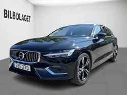 Svart Begagnad 2021 Volvo V60 Inscription Kombi | 299 800 kr (Marknadspris)