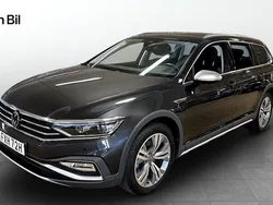 Mörkgrå Begagnad 2023 VW Passat Alltrack Kombi | 419 900 kr (Lite dyr)