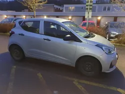 Silver Begagnad 2017 Hyundai i10 Comfort Halvkombi | 69 000 kr (Bra pris)