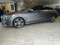 Mörkgrå (grå) Begagnad 2015 Mercedes CLA220 Shooting Brake Kombi | 199 900 kr (Marknadspris)