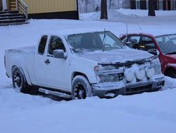 Custom vit pearllack, svart huv och flaklock. Begagnad 2005 Chevrolet Colorado Pickup | 40 000 kr