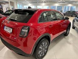 Röd Ny 2025 Fiat 600E Red SUV | 359 900 kr