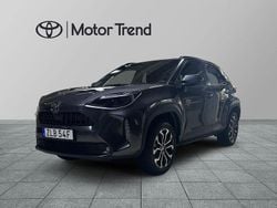 Grå Ny 2025 Toyota Yaris Hybrid Active SUV | 329 000 kr (Marknadspris)