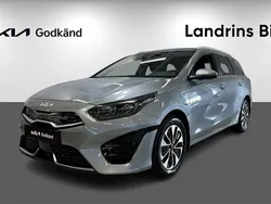 Grå (lunar silver metallic) Begagnad 2024 Kia Ceed Sportswagon Kombi | 319 300 kr (Dyr)