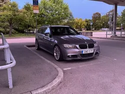 Grå Begagnad 2010 BMW 320 M Sport Kombi | 110 000 kr (Dyr)