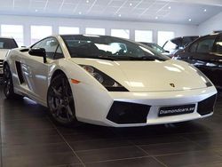 Vit Begagnad 2006 Lamborghini Gallardo Sportkupé | 1 189 000 kr