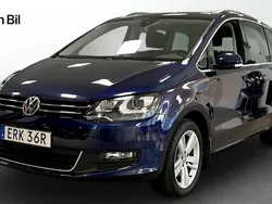 Blå Begagnad 2022 VW Sharan Minibuss | 354 900 kr (Marknadspris)