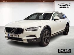Vit Begagnad 2020 Volvo V90 CC Kombi | 289 000 kr (Marknadspris)