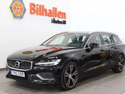 Svart Begagnad 2020 Volvo V60 Inscription Kombi | 299 900 kr (Marknadspris)