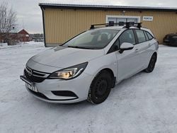 Grå Begagnad 2017 Opel Astra Enjoy Kombi | 73 500 kr (Superpris)