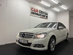 Vit Begagnad 2011 Mercedes C180 Avantgarde Sedan | 109 900 kr (Marknadspris)