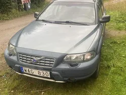 Grön Begagnad 2004 Volvo XC70 Business Edition SUV | 15 000 kr (Superpris)