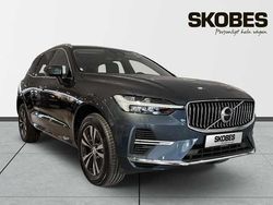 Mörkblå (blå) Ny 2025 Volvo XC60 Core SUV | 573 800 kr (Bra pris)
