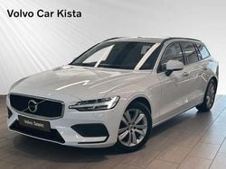 Vit Begagnad 2018 Volvo V60 Momentum Kombi | 249 900 kr (Marknadspris)