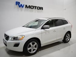 Vit Begagnad 2011 Volvo XC60 R-Design SUV | 154 900 kr (Marknadspris)