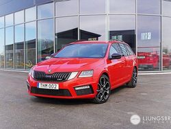 Röd Begagnad 2017 Skoda Octavia RS Kombi | 229 900 kr
