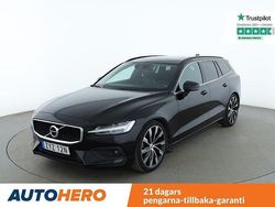 Svart Begagnad 2021 Volvo V60 Momentum Kombi | 276 000 kr (Marknadspris)
