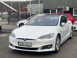 Vit Begagnad 2020 Tesla Model S Long Range AWD Halvkombi | 399 990 kr (Lite dyr)