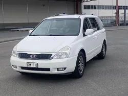 Vit Begagnad 2011 Kia Carnival 4 Minibuss | 22 000 kr