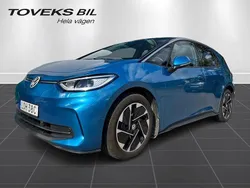 Blå (costa azul metallic black) Begagnad 2025 VW ID.3 Pro Performance Halvkombi | 399 900 kr
