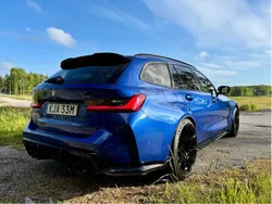 Blå Begagnad 2024 BMW M3 Competition Edition Kombi | 935 000 kr