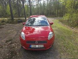 Röd Begagnad 2010 Fiat Punto Evo Dynamic Halvkombi | 42 900 kr