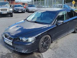 Svart Begagnad 2003 Volvo S60 Sedan | 69 900 kr (Superpris)