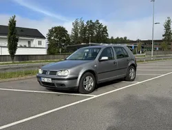 Grå Begagnad 2004 VW Golf IV Ocean Halvkombi | 17 000 kr (Marknadspris)