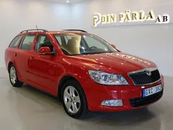 Röd Begagnad 2011 Skoda Octavia Kombi | 59 900 kr (Marknadspris)