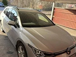 Silver Begagnad 2021 VW Golf VIII Kombi | 259 000 kr (Marknadspris)