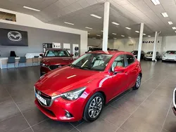 Röd Begagnad 2015 Mazda 2 Optimum Halvkombi | 107 900 kr (Marknadspris)