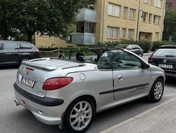 Silver Begagnad 2002 Peugeot 206 CC Cab | 20 000 kr (Bra pris)