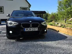 Svart Begagnad 2014 BMW 120 M Sport Halvkombi | 149 000 kr (Marknadspris)