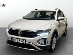 Grå Begagnad 2022 VW T-Roc SUV | 194 900 kr (Marknadspris)