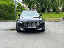 Begagnad 2022 Volvo V90 CC Kombi | 319 900 kr (Marknadspris)