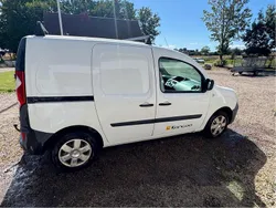 Vit Begagnad 2011 Renault Kangoo Minibuss | 33 000 kr (Marknadspris)