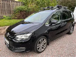 Svart Begagnad 2018 VW Sharan GT Minibuss | 214 900 kr (Superpris)