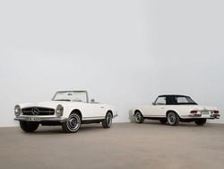 Vit Begagnad 1966 Mercedes W113 Cab | 899 000 kr