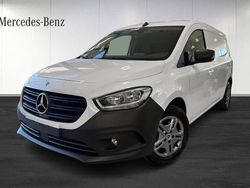 Vit (white) Ny 2025 Mercedes Citan 110 Edition Van | 341 874 kr (Marknadspris)