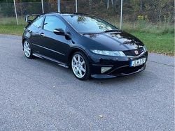 Svart Begagnad 2008 Honda Civic Type R Halvkombi | 120 000 kr (Dyr)