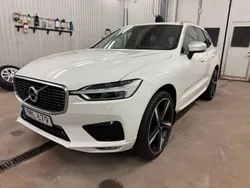 Vit Begagnad 2018 Volvo XC60 R-Design SUV | 339 500 kr