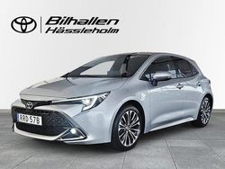 Silver Begagnad 2024 Toyota Corolla Hybrid Style Halvkombi | 299 900 kr (Marknadspris)